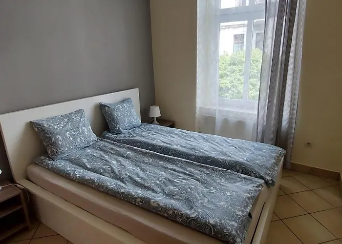 Διαμέρισμα Zwyciestwa 45 *